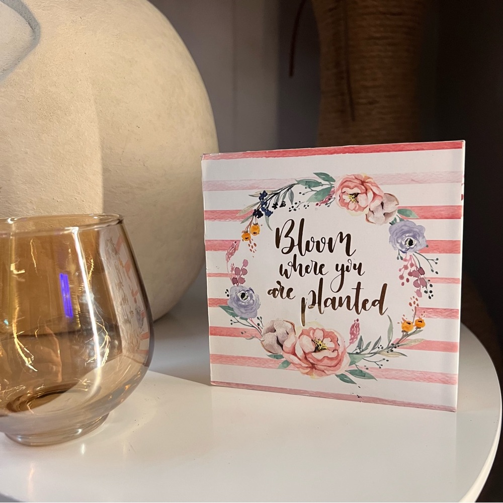 Decorative box with inspirational quotes